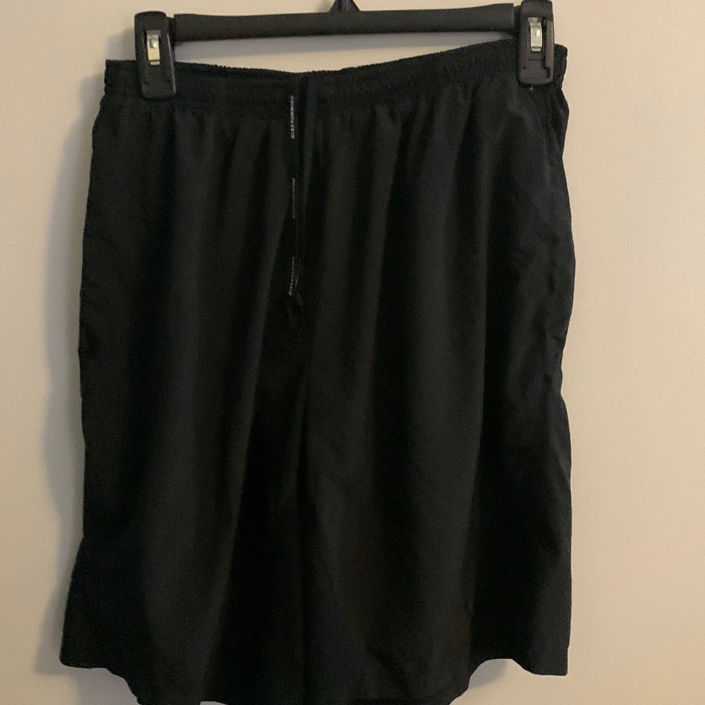 Nike Mens S/M Dri-FIT Black Athletic Shorts Gym Training Running Lightweight
